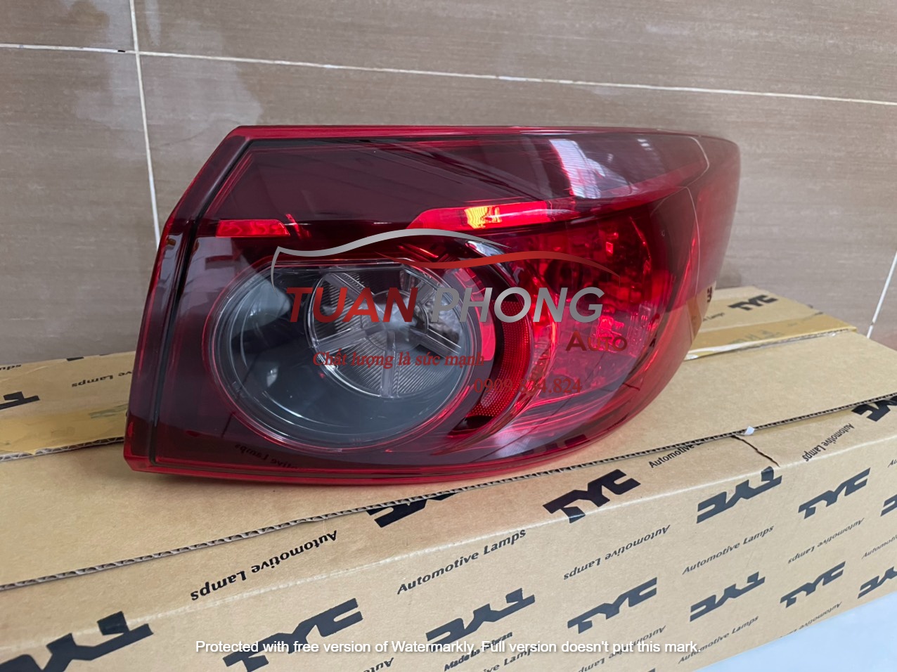 Đèn Hậu(đèn Lái) MAZDA 3 2014 2015 2016 2017 2018 1.5 11-6873-15-2 TYC